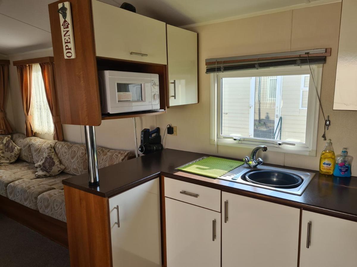 Appartamento 8 Berth On Coastfields Ingoldmells Esterno foto